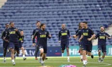 开云体育-欧洲杯：英格兰击败瑞士晋级四强