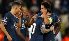 开云体育平台APP-包含巴黎圣日耳曼压制对手，赢得惊心动魄的胜利的词条