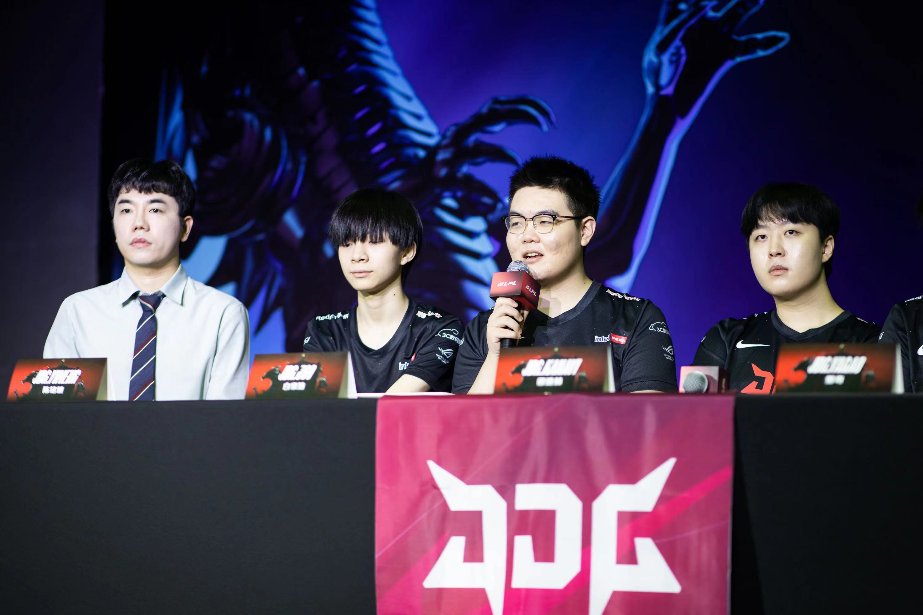 关于TL力克RNG，Clid极限生还后反打宿敌对决淘汰赛，让粉丝疯狂欢呼的信息