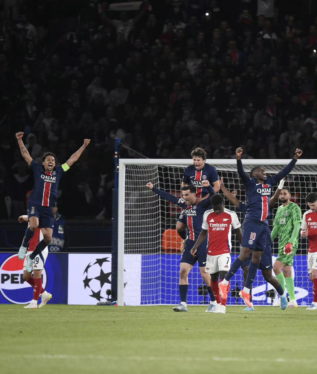 阿森纳主场告捷,伯恩利惨失壮志 阿森纳主场告捷,伯恩利惨失壮志