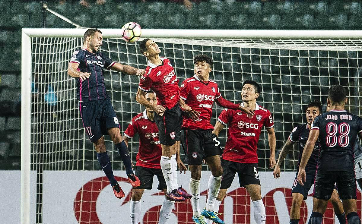 塞维利亚客场胜出,晋级前景看好 塞维利亚客场胜出,晋级前景看好