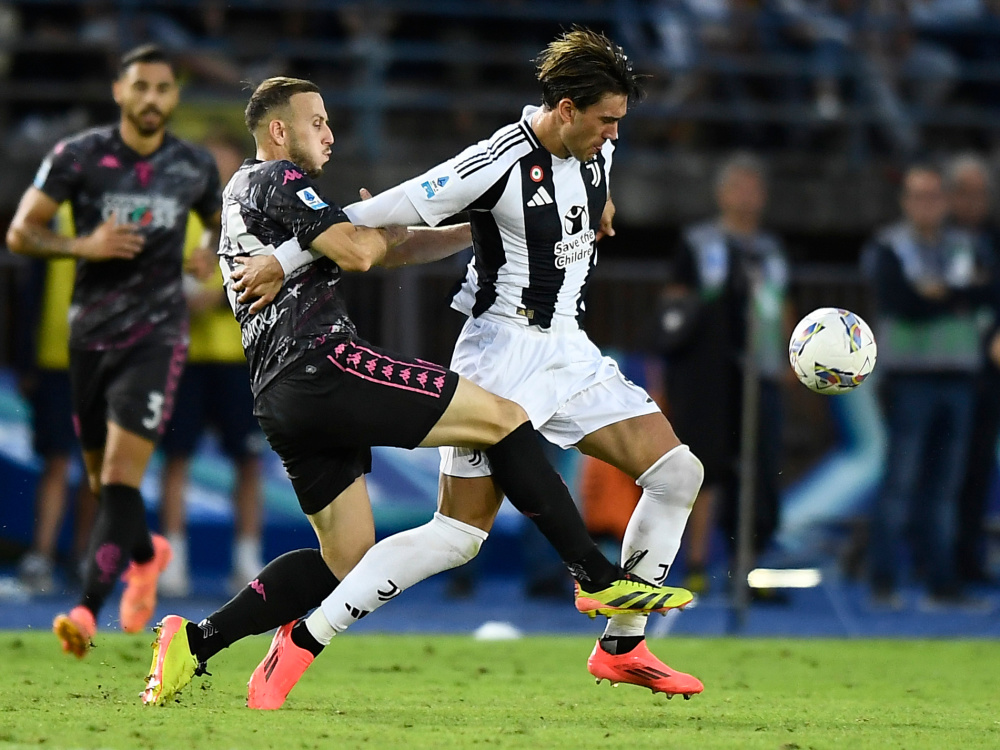 包含尤文图斯客场战平热那亚,难掩失望的词条 包含尤文图斯客场战平热那亚,难掩失望的词条