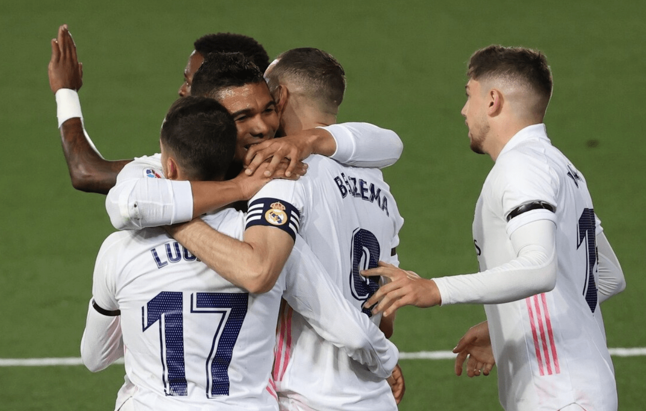 包含乌拉圭碾压巴萨，卡塞米罗状态火热的词条