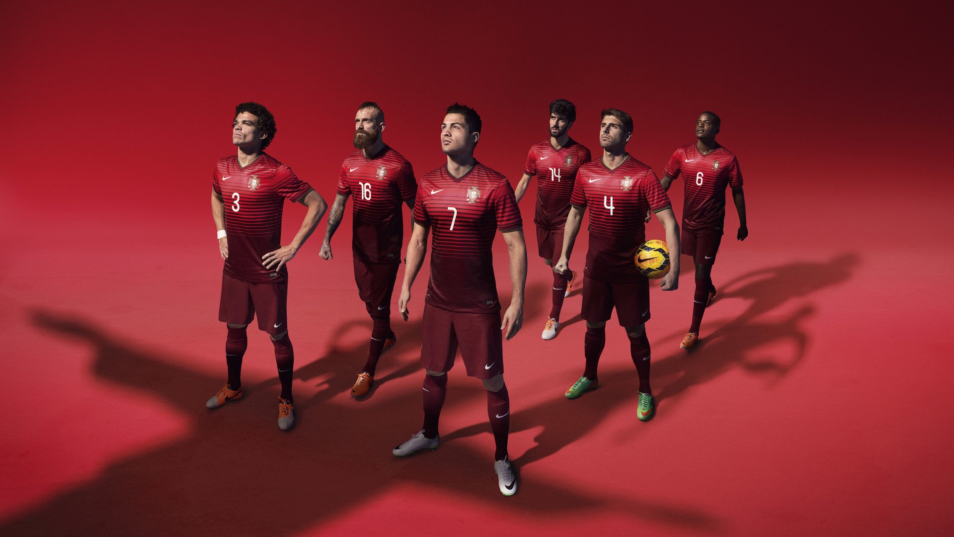 我来帮你写一篇融合体育激情与独特视角的文章